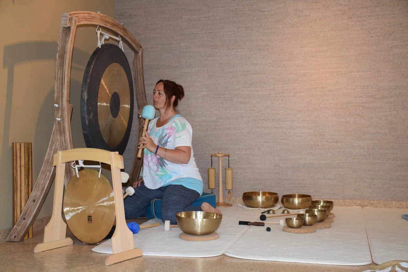 Relaxation sonore aux bols chantants et au gong